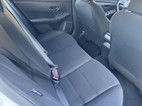 Used 2025 Nissan Sentra S image 26