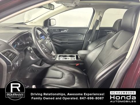 Used 2022 Ford Edge Titanium w/ Equipment Group 301A AWD/4WD image 5