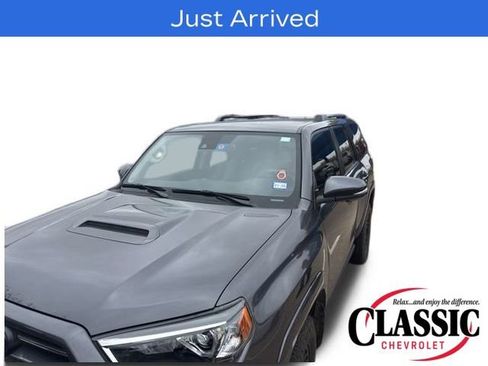 Used 2022 Toyota 4Runner TRD Off-Road Premium image 35