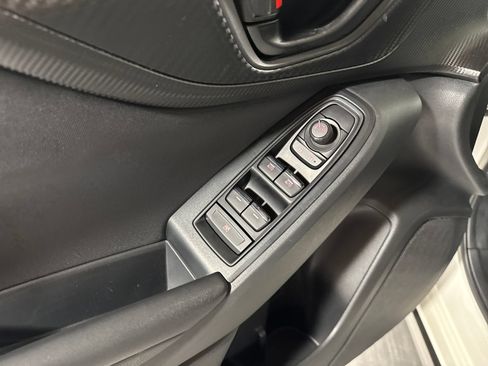 Used 2019 Subaru Crosstrek 2.0i Premium w/ Eyesight System AWD/4WD image 19