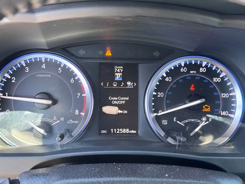 Used 2015 Toyota Highlander Limited Platinum AWD/4WD image 8