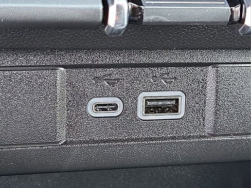 New 2026 Chevrolet Colorado Trail Boss AWD/4WD image 19