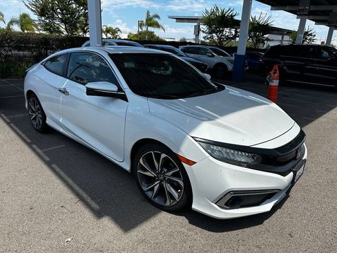 Used 2019 Honda Civic Touring image 7