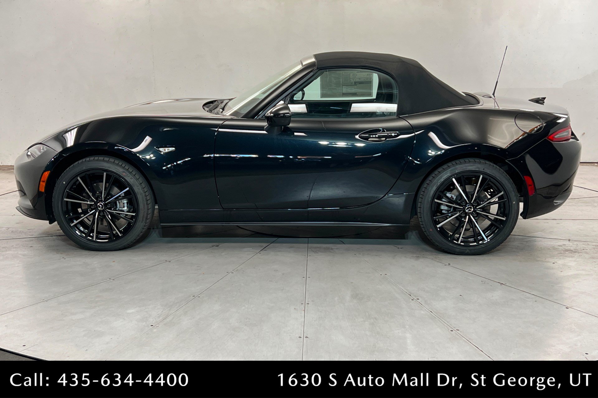 New 2026 MAZDA MX-5 Miata Grand Touring RWD image 2