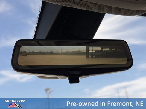 Certified 2020 Chevrolet Traverse LT w/ LT Premium Package AWD/4WD image 14