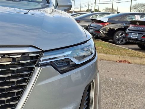 Used 2024 Cadillac XT6 Premium Luxury w/ Technology Package image 9