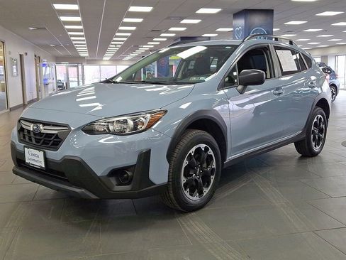 Certified 2023 Subaru Crosstrek 2.0i image 6