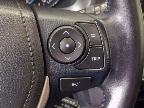 Used 2017 Toyota RAV4 Limited AWD/4WD image 28