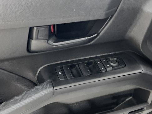 Used 2025 Toyota Tacoma SR5 image 17