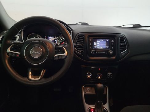 Used 2018 Jeep Compass Sport FWD image 22