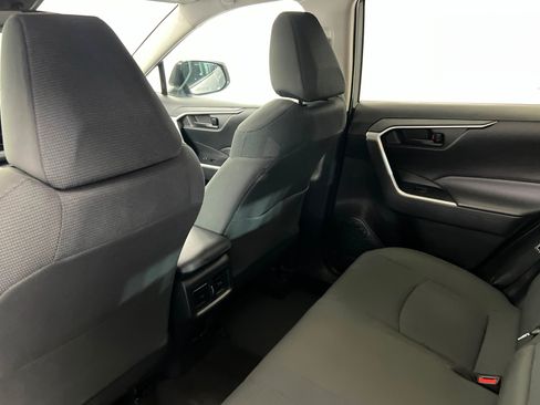 Used 2023 Toyota RAV4 LE FWD image 20