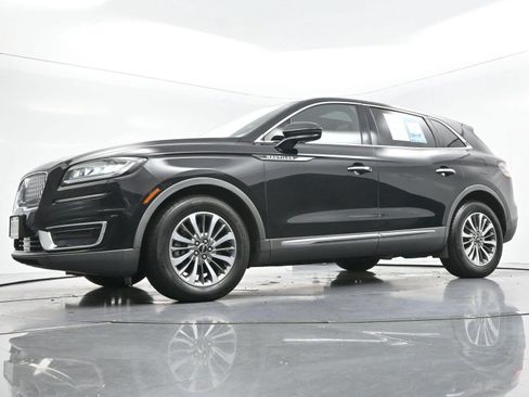 Used 2020 Lincoln Nautilus Reserve AWD/4WD image 54