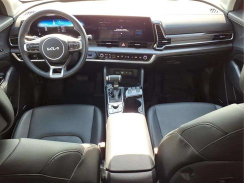 Used 2025 Kia Sportage SX FWD image 10