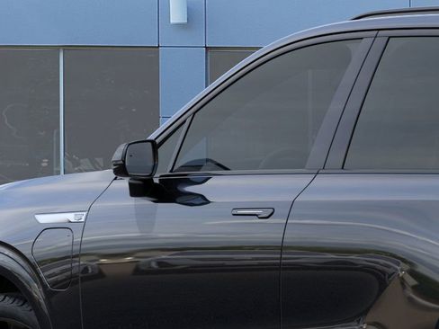 New 2026 Cadillac Vistiq Platinum w/ LPO, Floor Liner Package image 12