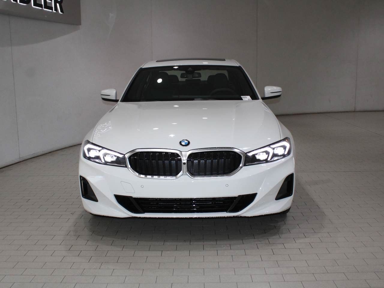 Certified 2026 BMW 330i Sedan RWD image 9