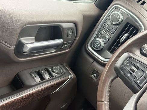 Used 2020 GMC Sierra 1500 Denali w/ Technology Package AWD/4WD image 17
