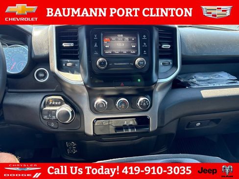Used 2023 RAM 1500 Big Horn AWD/4WD image 18