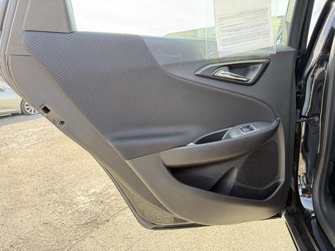 Used 2025 Chevrolet Malibu LT image 24