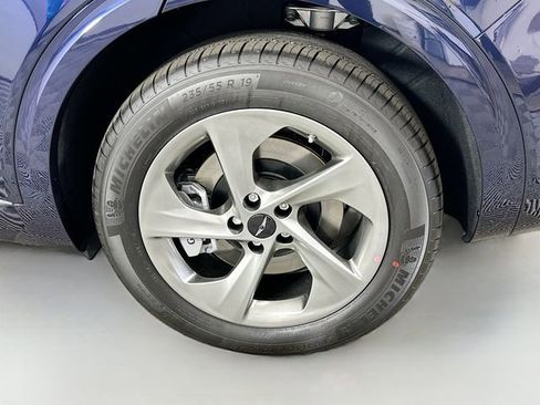 New 2026 Genesis GV70 2.5T Advanced AWD/4WD image 23