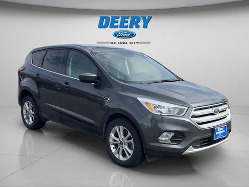 Certified 2019 Ford Escape SE image 1