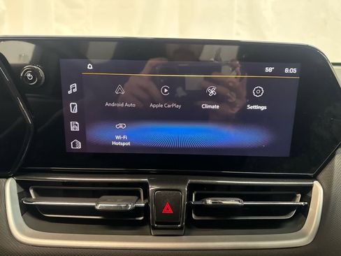 Certified 2025 Chevrolet TrailBlazer LT w/ Convenience Package image 25