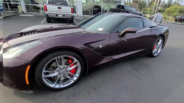 Used 2017 Chevrolet Corvette Stingray Coupe RWD image 6