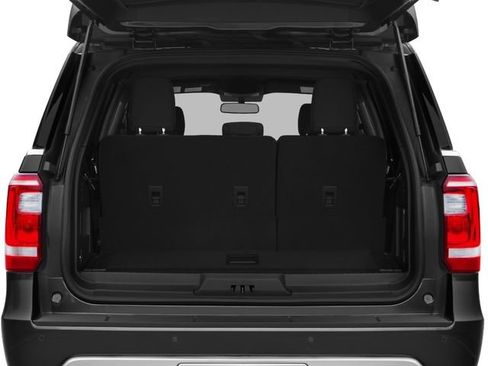 Used 2018 Ford Expedition Platinum RWD image 12
