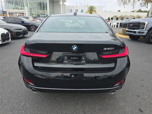 Used 2025 BMW 330i Sedan image 4