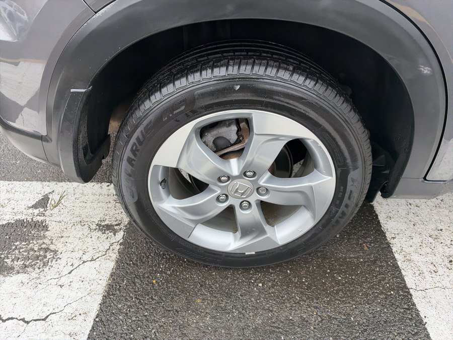 Used 2017 Honda HR-V LX image 10