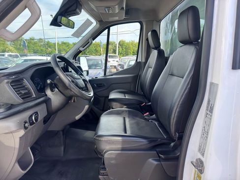 Used 2021 Ford Transit 350 DRW RWD image 13
