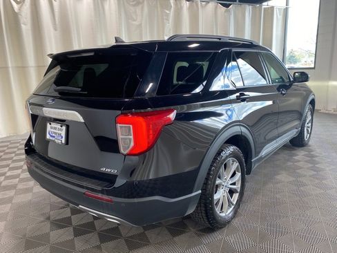 Used 2022 Ford Explorer XLT w/ Equipment Group 202A image 16