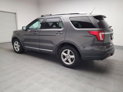 Used 2019 Ford Explorer XLT w/ Equipment Group 201A image 3