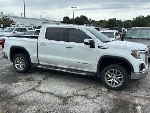 Used 2022 GMC Sierra 1500 SLT AWD/4WD image 8