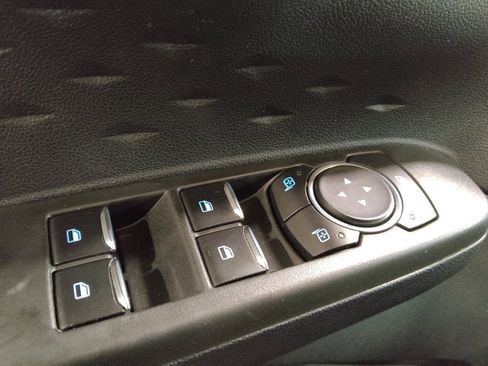 Used 2020 Ford Escape SE FWD image 27