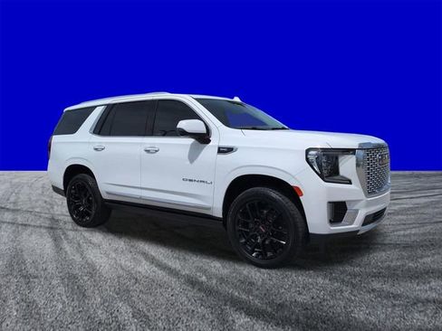 Used 2022 GMC Yukon Denali w/ Denali Ultimate Package RWD image 2