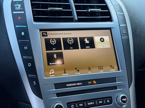 Used 2018 Lincoln MKZ Reserve w/ Climate Package FWD image 20