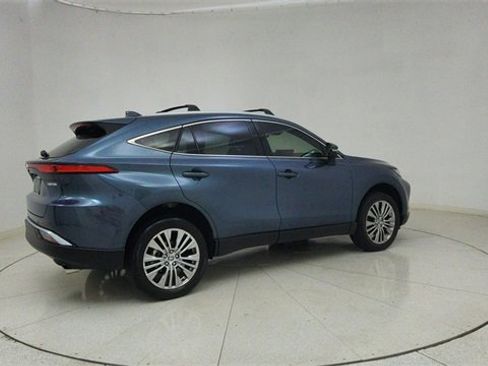 Used 2023 Toyota Venza Limited image 71