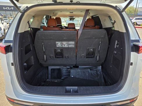 Certified 2024 Kia Carnival SX FWD image 14