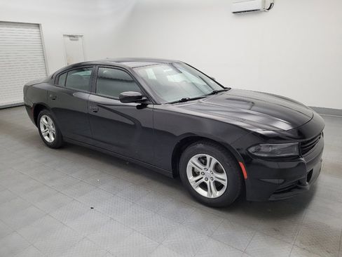 Used 2022 Dodge Charger SXT image 11