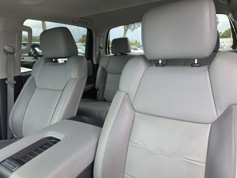 Used 2021 Toyota Tundra Limited w/ Limited Premium Package AWD/4WD image 21