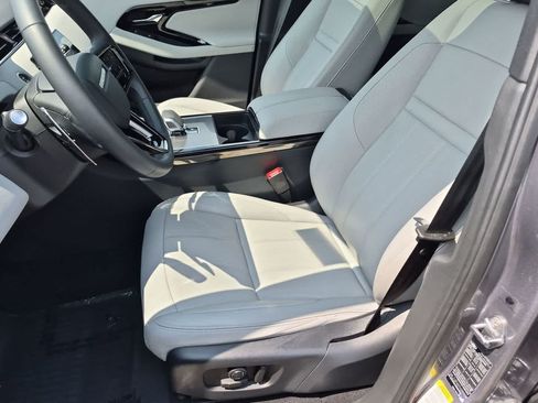 Certified 2026 Land Rover Range Rover Evoque S AWD/4WD image 16