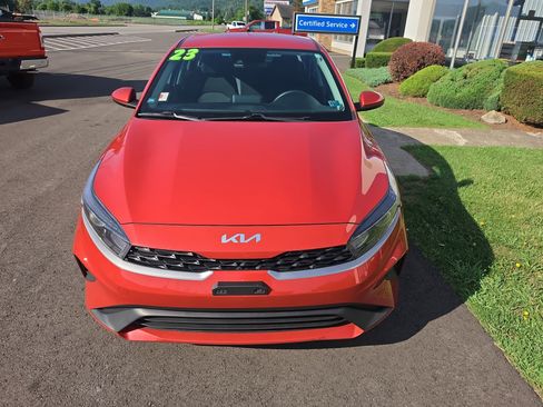 Used 2023 Kia Forte LXS FWD image 9