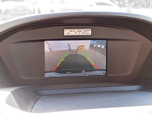 Used 2017 Ford Escape SE image 21