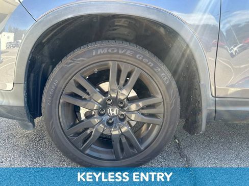 Used 2021 Honda Pilot Special Edition image 3