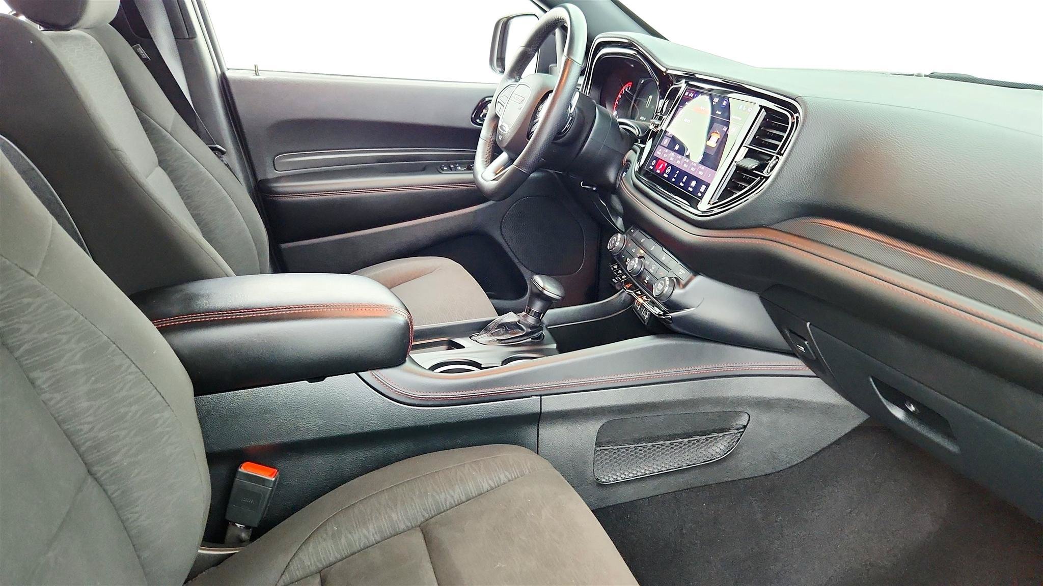 Used 2025 Dodge Durango GT RWD image 34