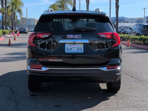 Used 2019 GMC Terrain SLT w/ Preferred Package image 9