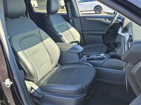 New 2026 Ford Escape SE image 16