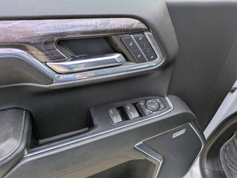 Used 2023 Chevrolet Silverado 1500 LTZ image 10