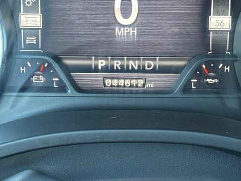 Used 2022 RAM 1500 Laramie AWD/4WD image 38