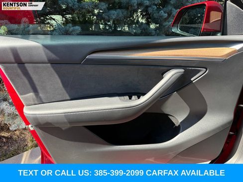 Used 2022 Tesla Model Y Performance AWD/4WD image 15
